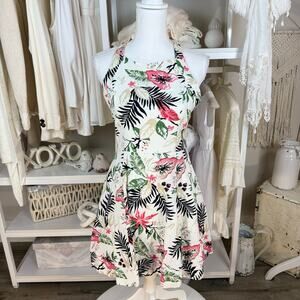 Soieblue women’s sz. Small  halter dress, floral casual, picnic, every day #4100